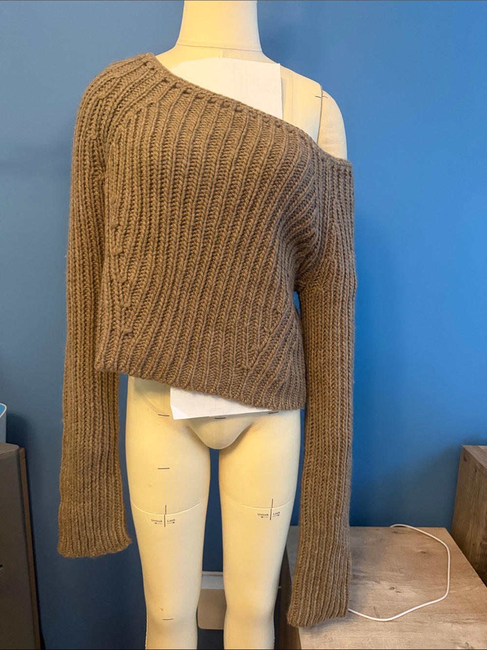 Ruehl No.925 Taupe Ribbed Off-the-Shoulder Cropped Sweater